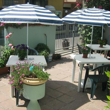 Rivazzurra Di Rimini Sirenapop Concept B&B المظهر الخارجي الصورة