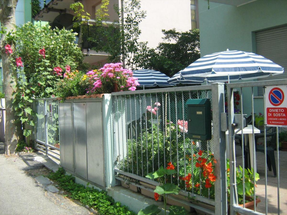 Rivazzurra Di Rimini Sirenapop Concept B&B المظهر الخارجي الصورة