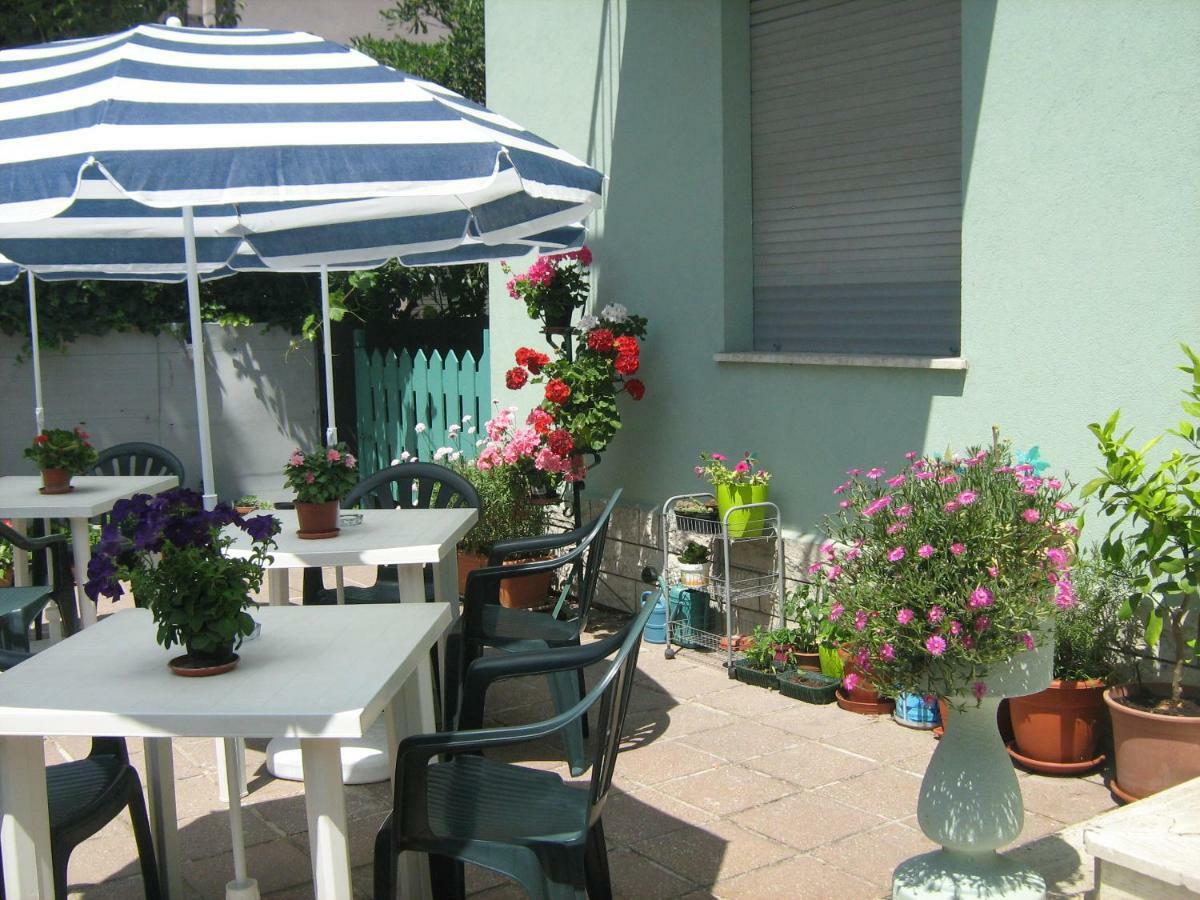 Rivazzurra Di Rimini Sirenapop Concept B&B المظهر الخارجي الصورة